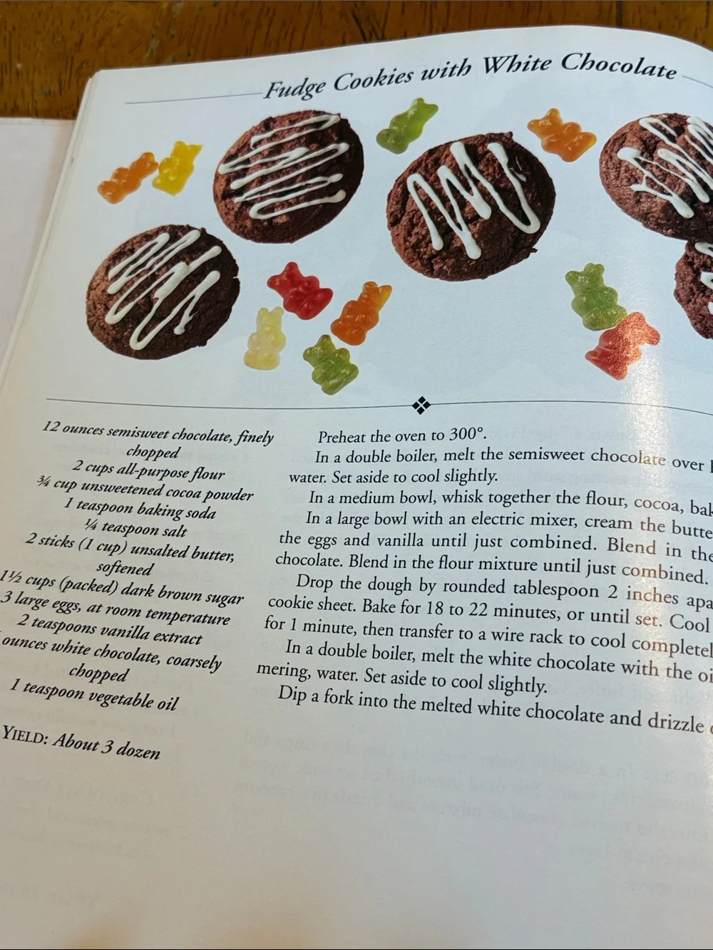 Mrs. Fields I Love Chocolate! Cookbook - vintage cookbook